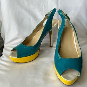 Nine West Iwanto Multi-color Blue and Yellow Slingback Platform Pumps Size 6